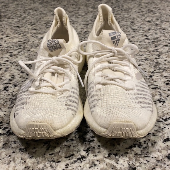 Adidas Pulse Boost HD -White and Gray - Picture 2 of 15